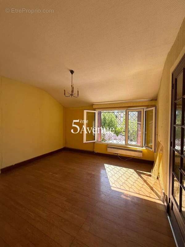 Maison à CHAMPIGNY-SUR-MARNE