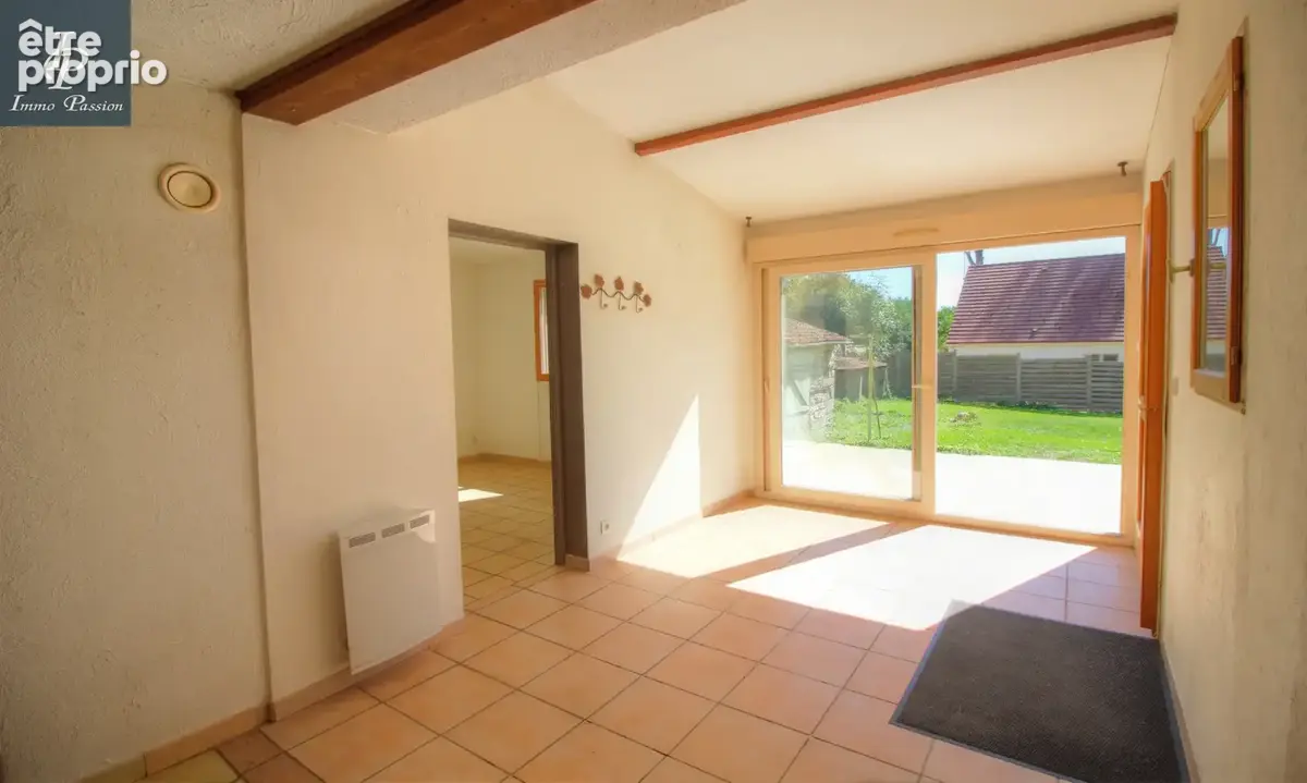 A VENDRE MIREBEAU-SUR-BEZE  : Maison 7 pièces et jardin - photo 7