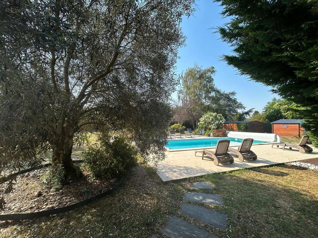 Maison 200 m² à Comps  - photo 2