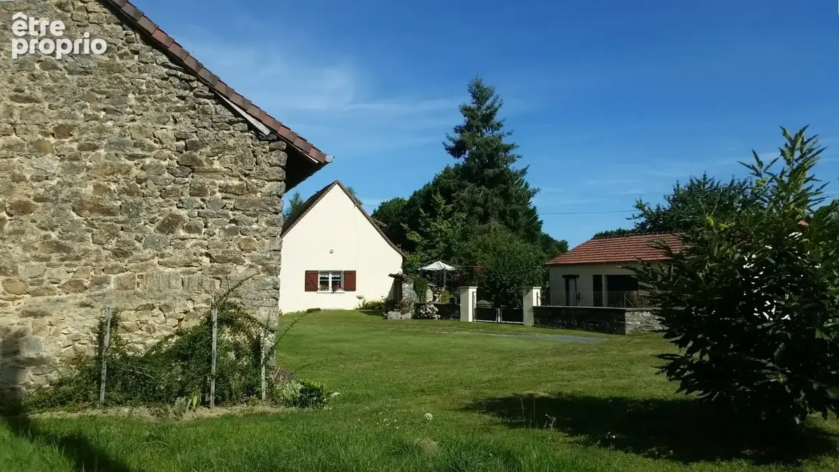 Charmant ensemble immobilier au coeur du parc naturel du Périgord Vert. - photo 2