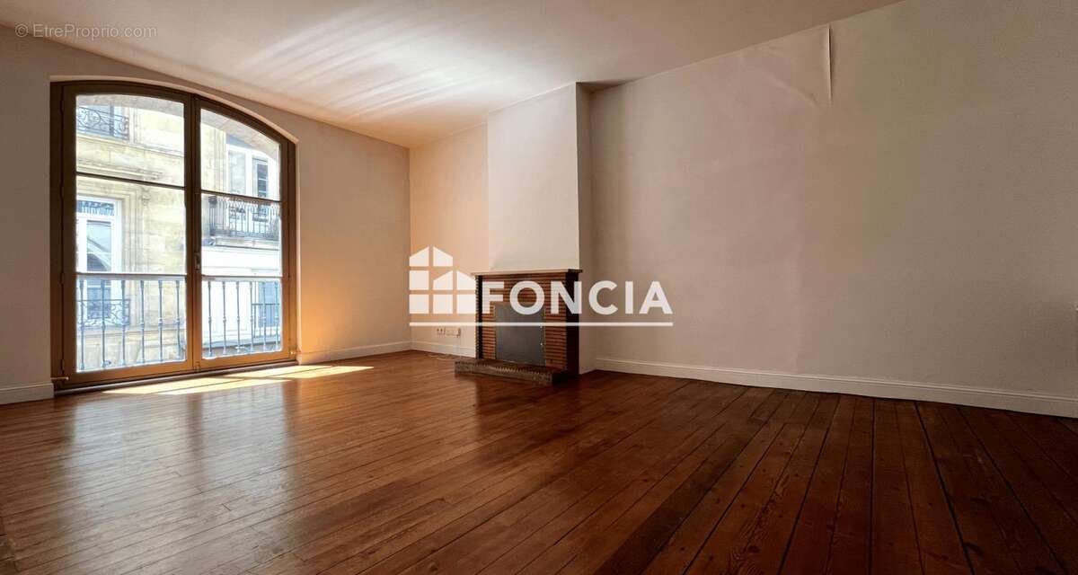 Appartement à BORDEAUX