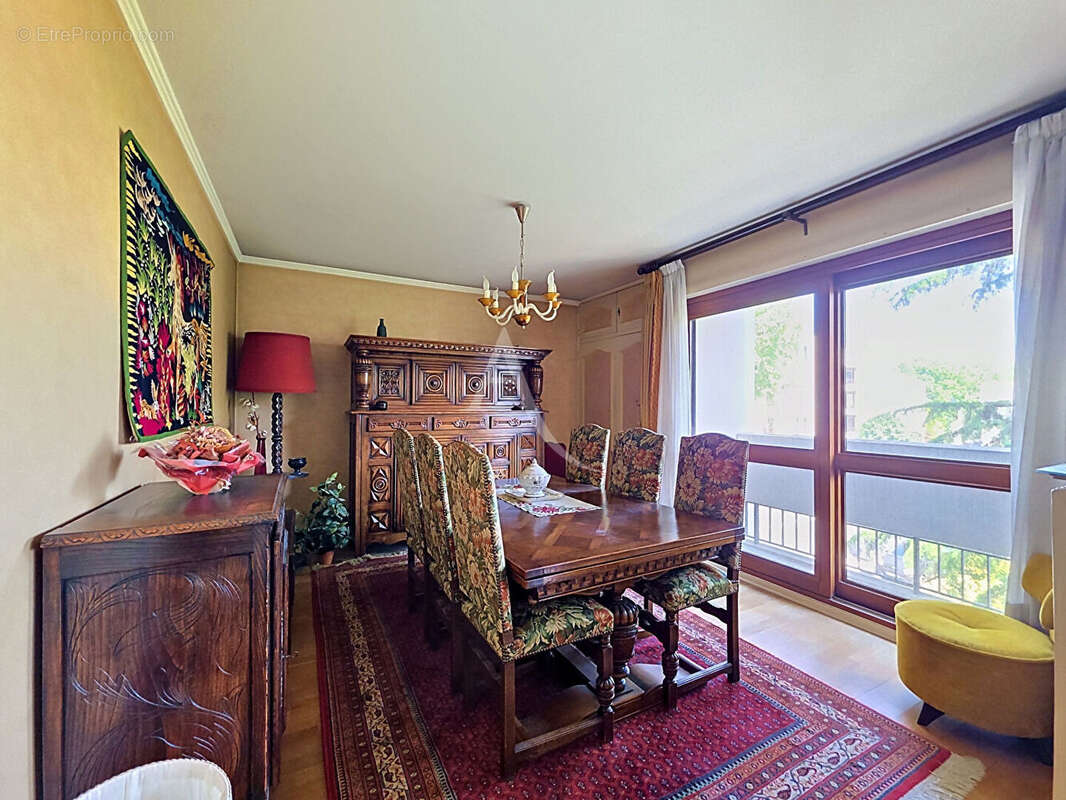 Appartement T5 de 109m² Quartier historique Doutre - photo 5
