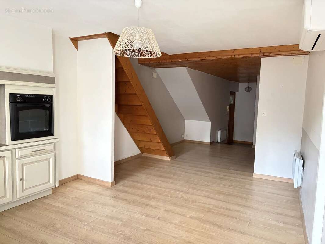 Appartement à OLORON-SAINTE-MARIE