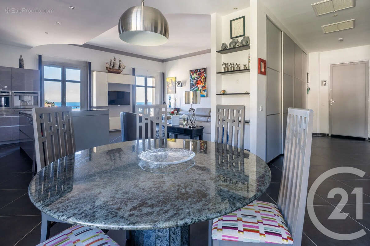 Appartement à MENTON