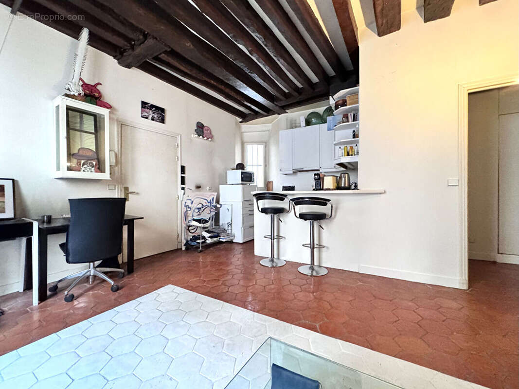 Appartement à PARIS-6E