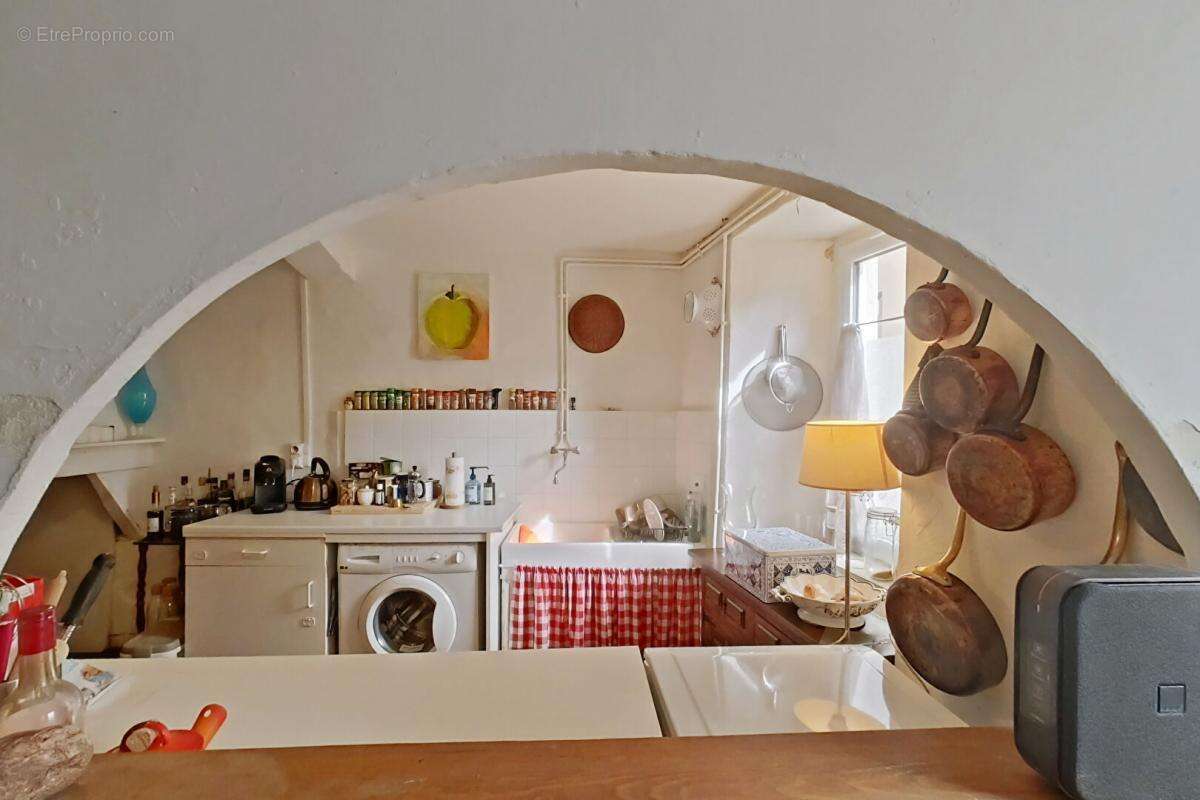 Maison à BELVEZE-DU-RAZES