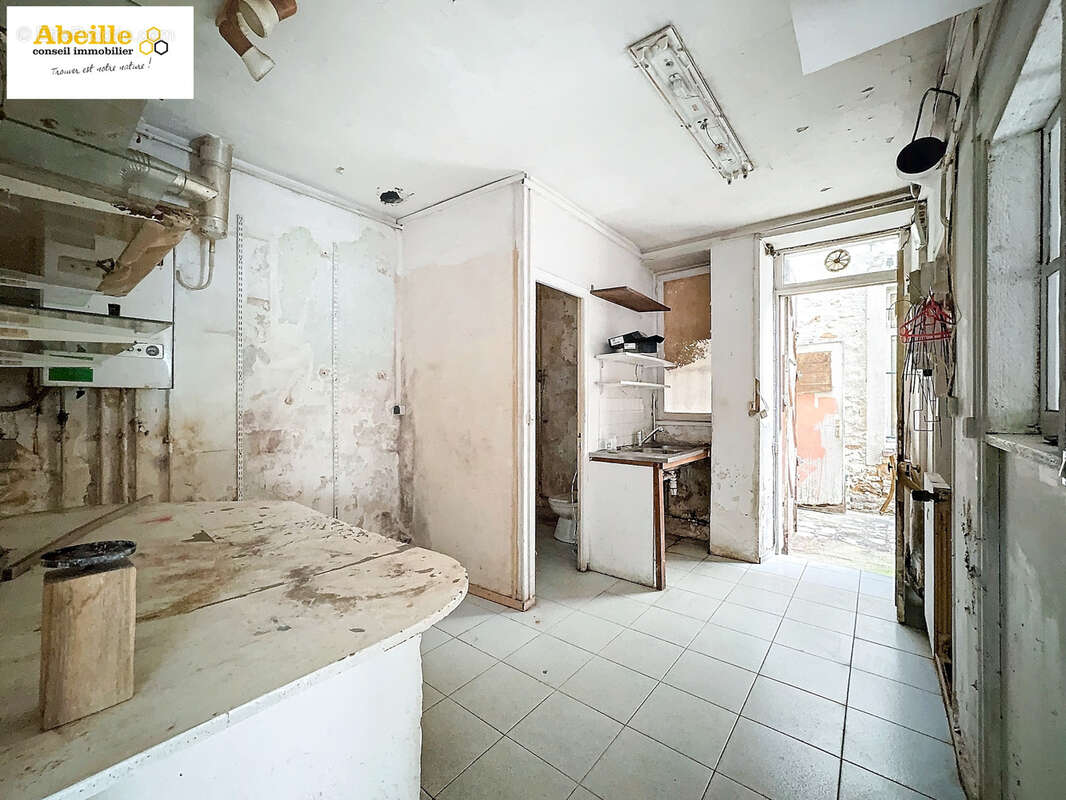 Commerce à SAINT-CHERON