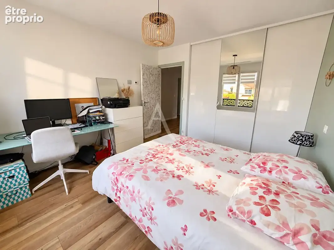 10 mns Gare Maison contemporaine 2022 - photo 16