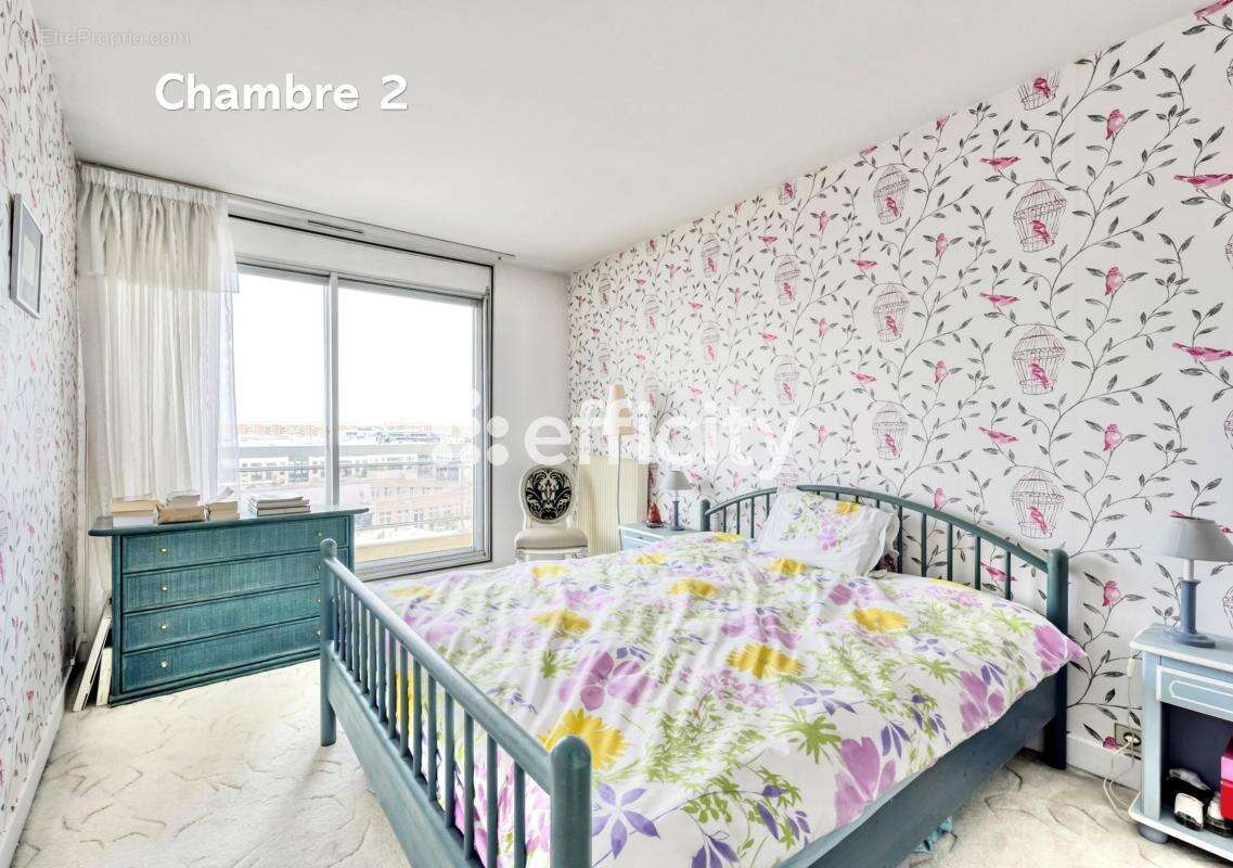 Appartement à PARIS-14E