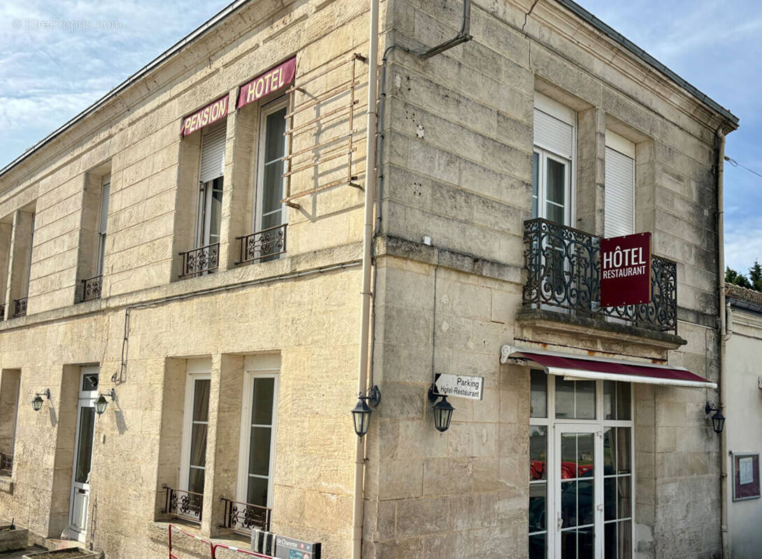 Commerce à ROCHEFORT