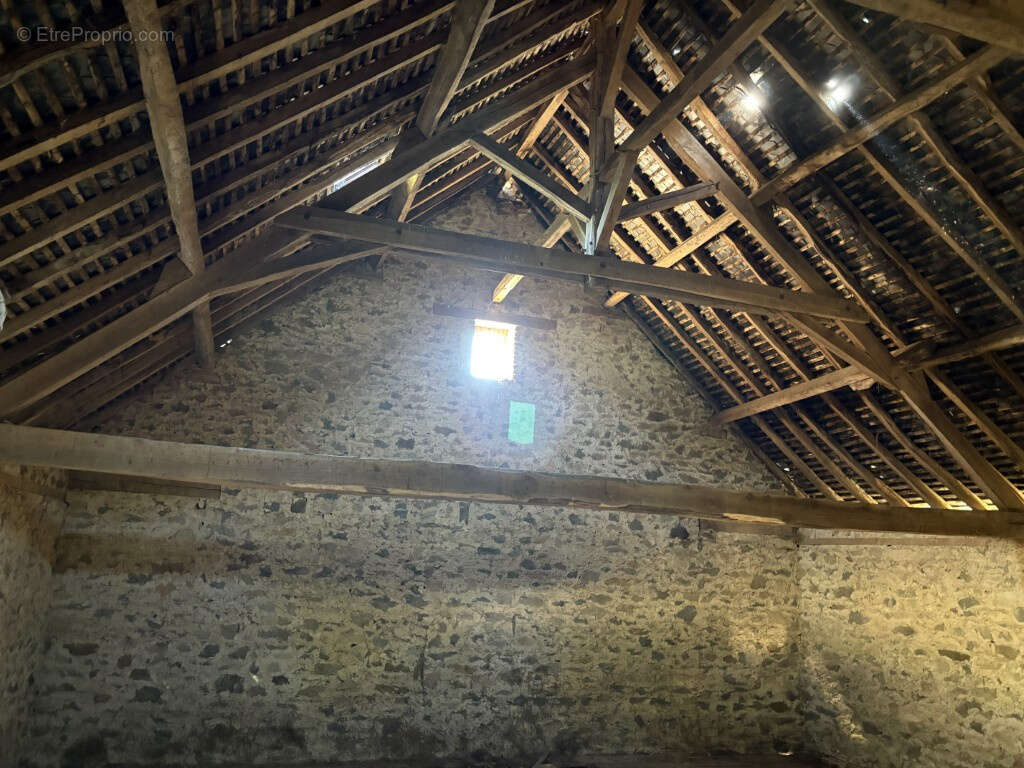 Maison à SAINT-JULIEN-LE-VENDOMOIS