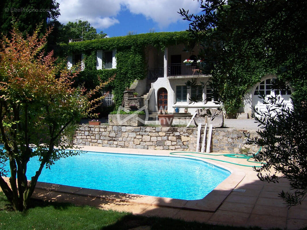 Maison à CAVANAC