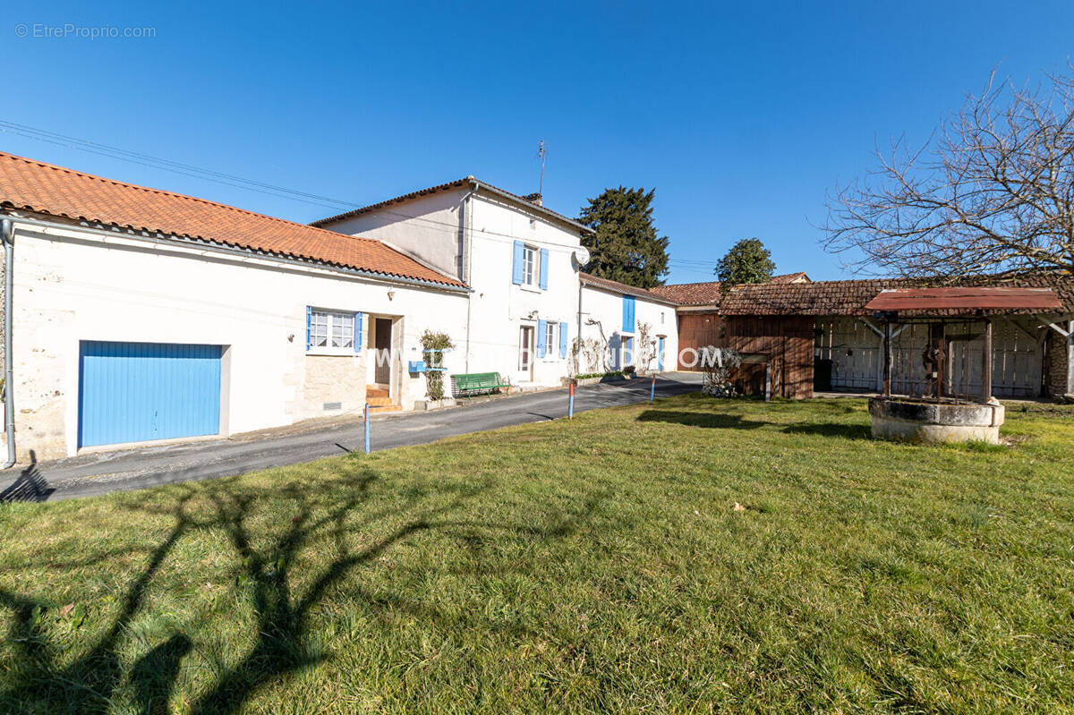 Maison à MARSAC-SUR-L'ISLE