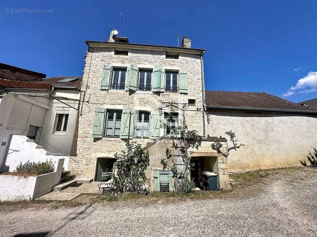 Maison à RULLY