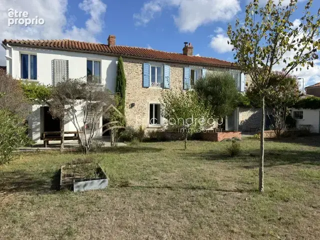 Maison en pierres avec jardin proche des commerces - photo 16