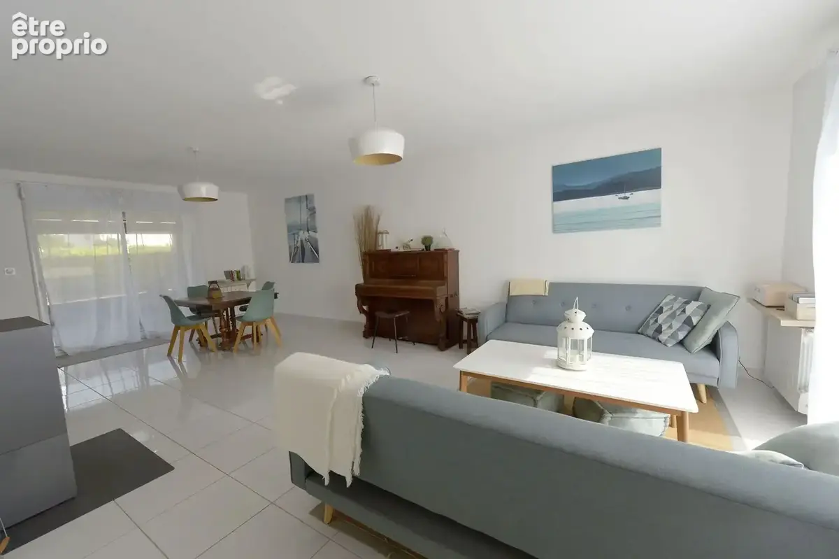 Maison 107 m² à Semussac  - photo 4
