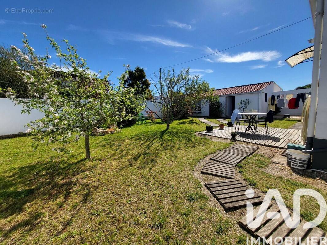 Photo 1 - Maison à CHALLANS