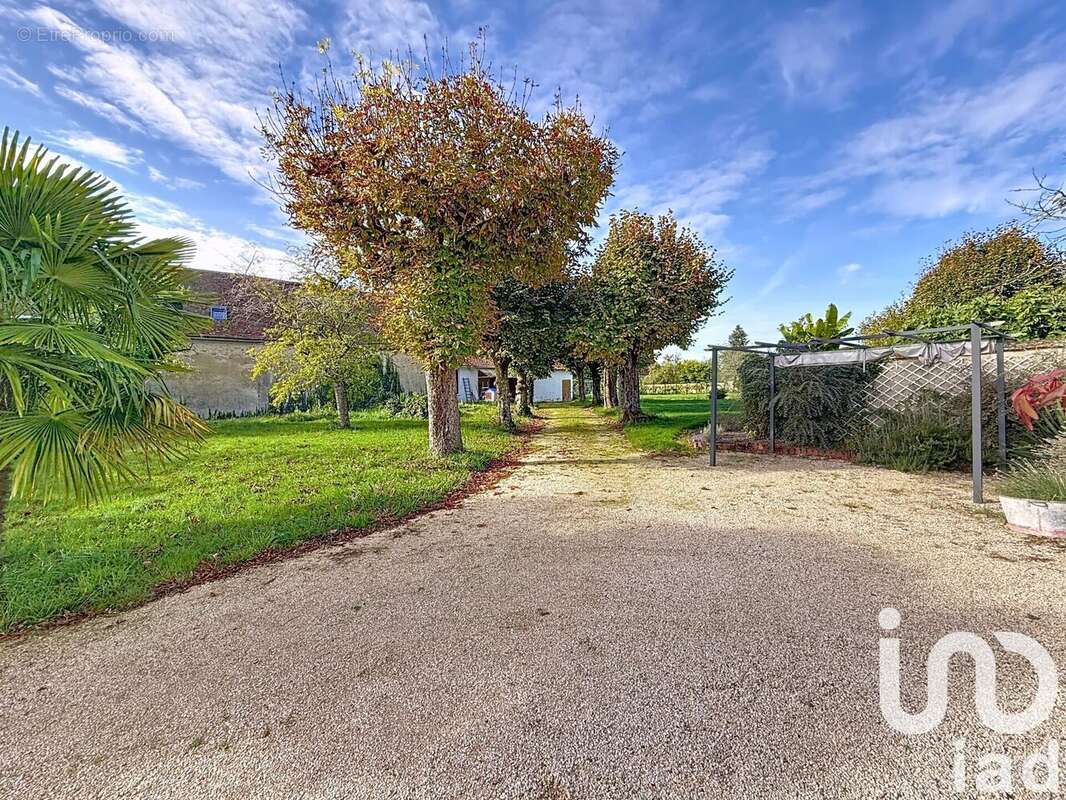 Photo 6 - Maison à HERY