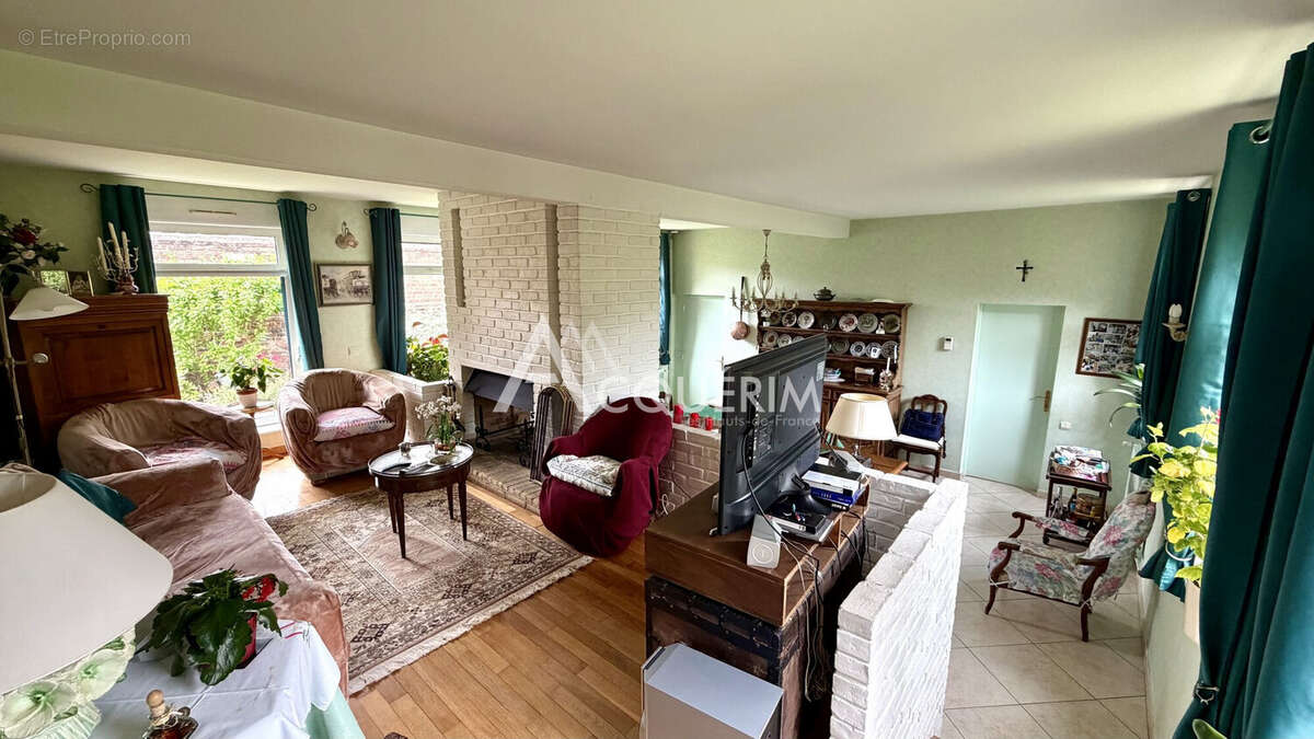 Maison 165 m² à Carvin  - photo 5