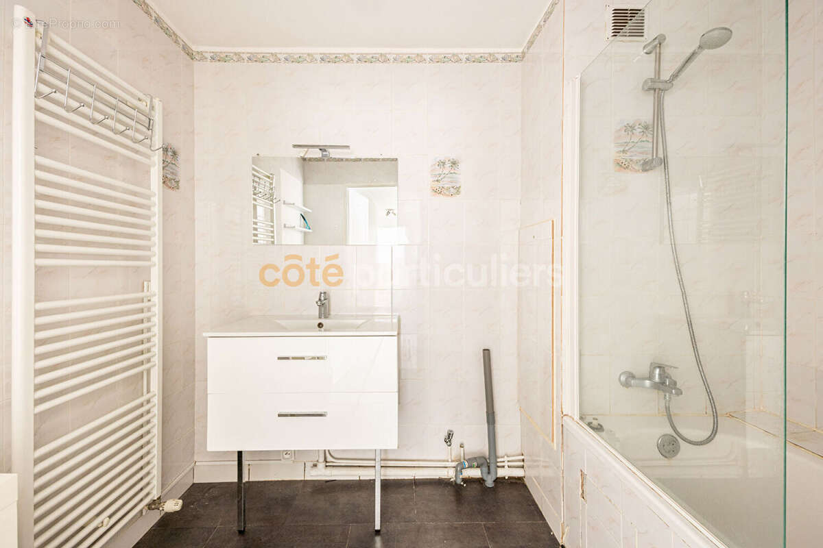 Basse-goulaine -- centre-bourg -- appartement 3 pièces -- 66.48 m² -- place de parking - photo 9