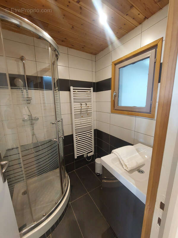T3 centre de barcelonnette - photo 2