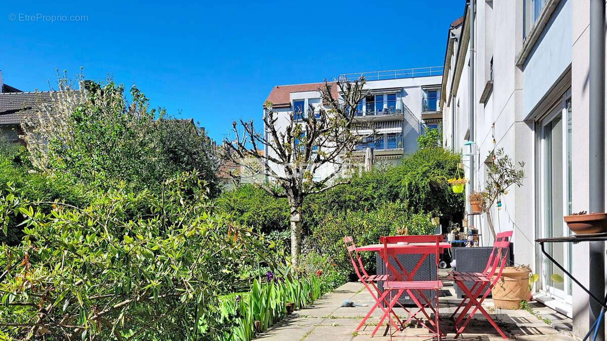 Maison à MONTMORENCY