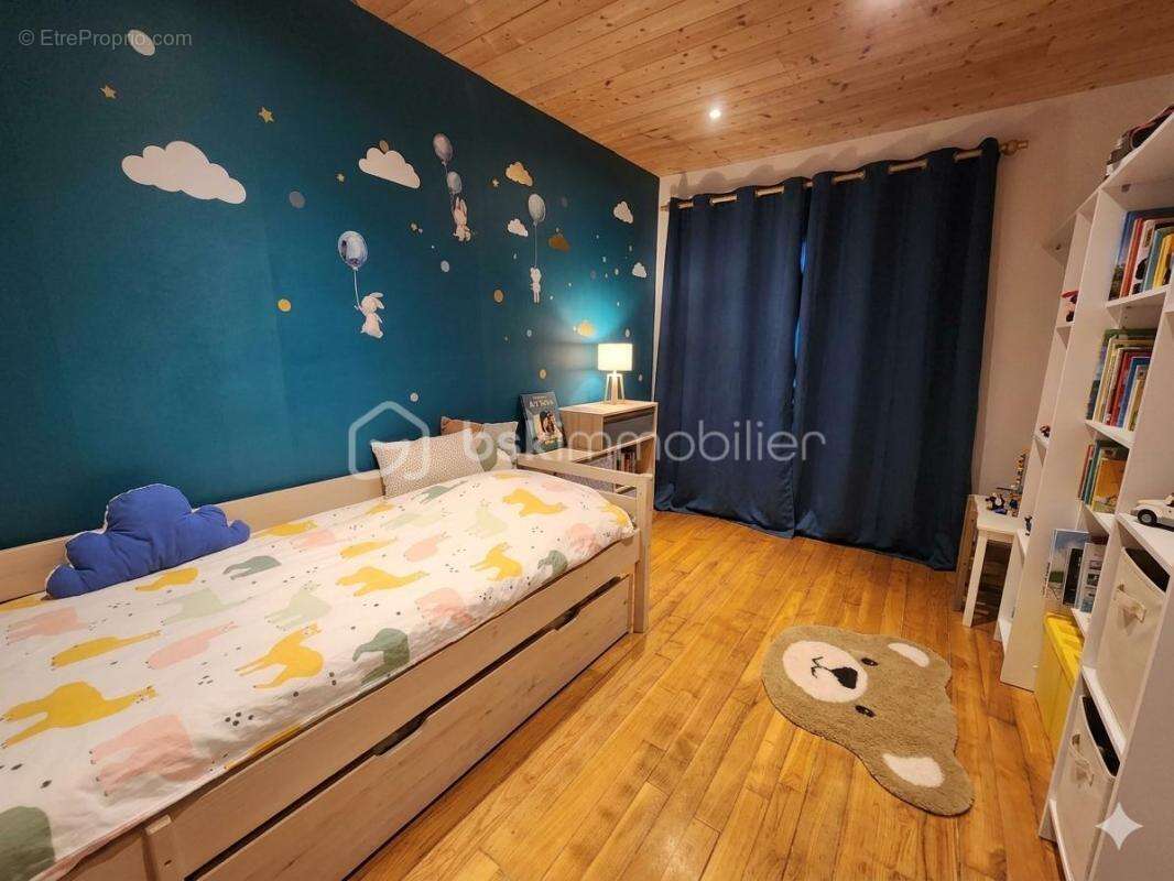 Maison à CHATILLON-SUR-CHALARONNE