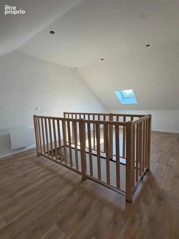 Maison 1930 semi individuelle entièrement rénovée avec gout !! - photo 12