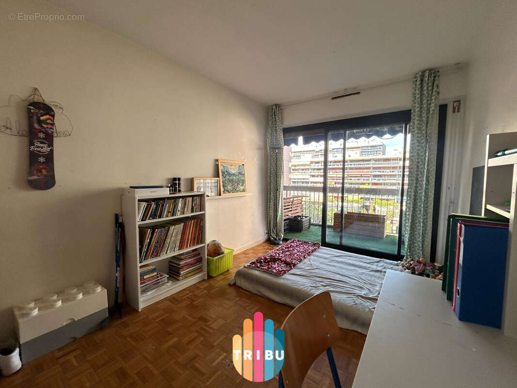 Appartement à MARSEILLE-6E