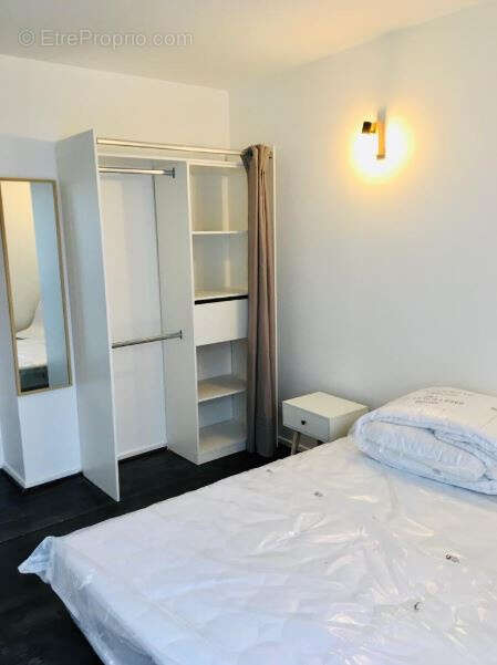 Appartement à COURCOURONNES