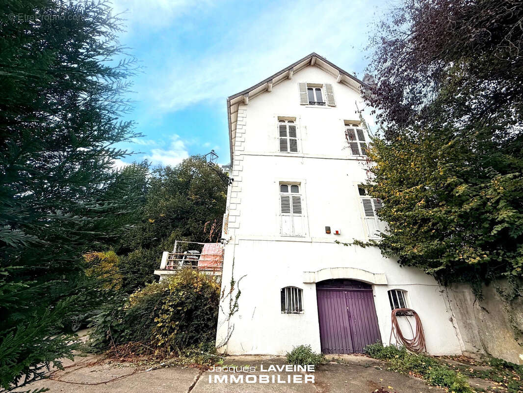 Maison à PAGNY-SUR-MOSELLE