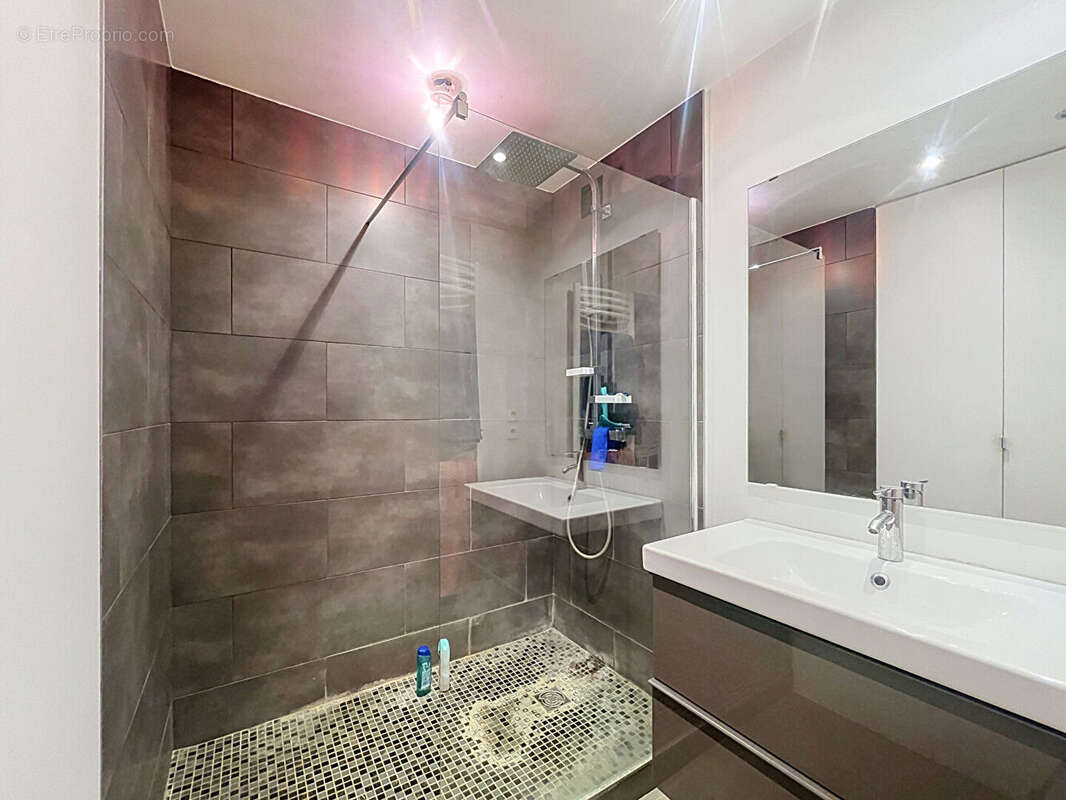 Appartement à CHATILLON
