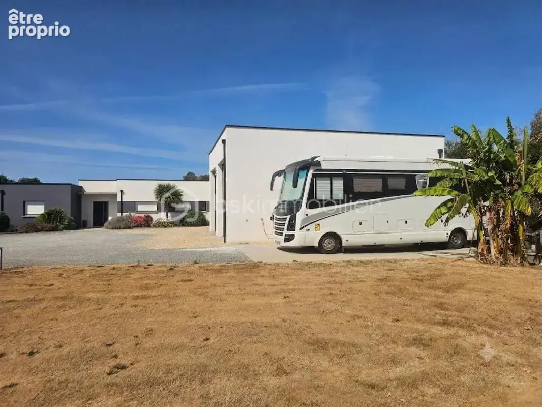 RARE - Plain-pied moderne 2020, 180m² d'atelier / garage et terrain de 4000m² - photo 25