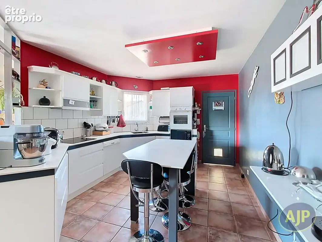Maison Vieillevigne 6 pièces 122 m² - photo 4