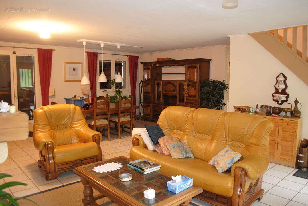 Maison à SAINT-SAULGE