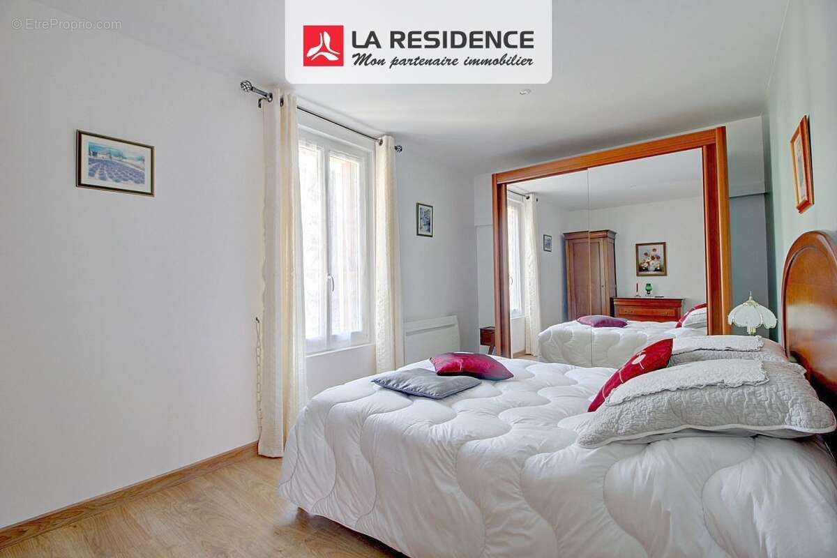 Maison à BONNIERES-SUR-SEINE