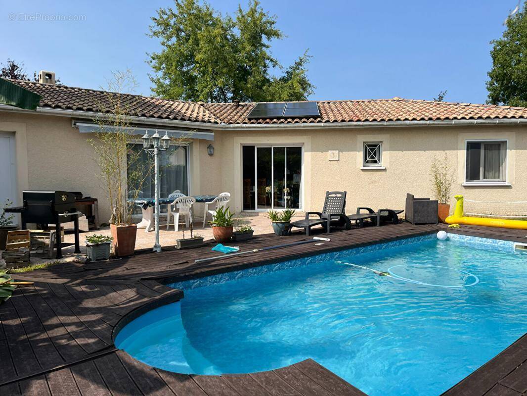 Maison à SADIRAC