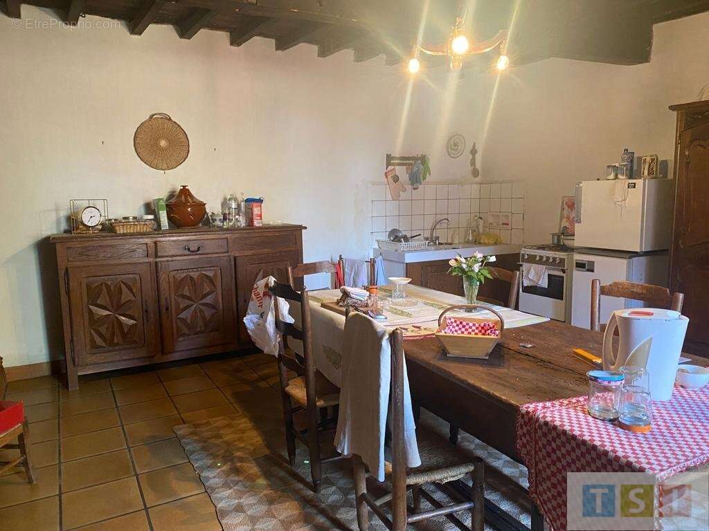 Maison à CAZARIL-TAMBOURES