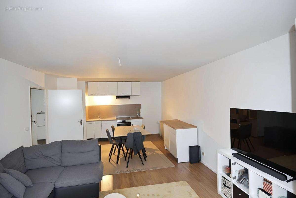Appartement à VIGNEUX-SUR-SEINE