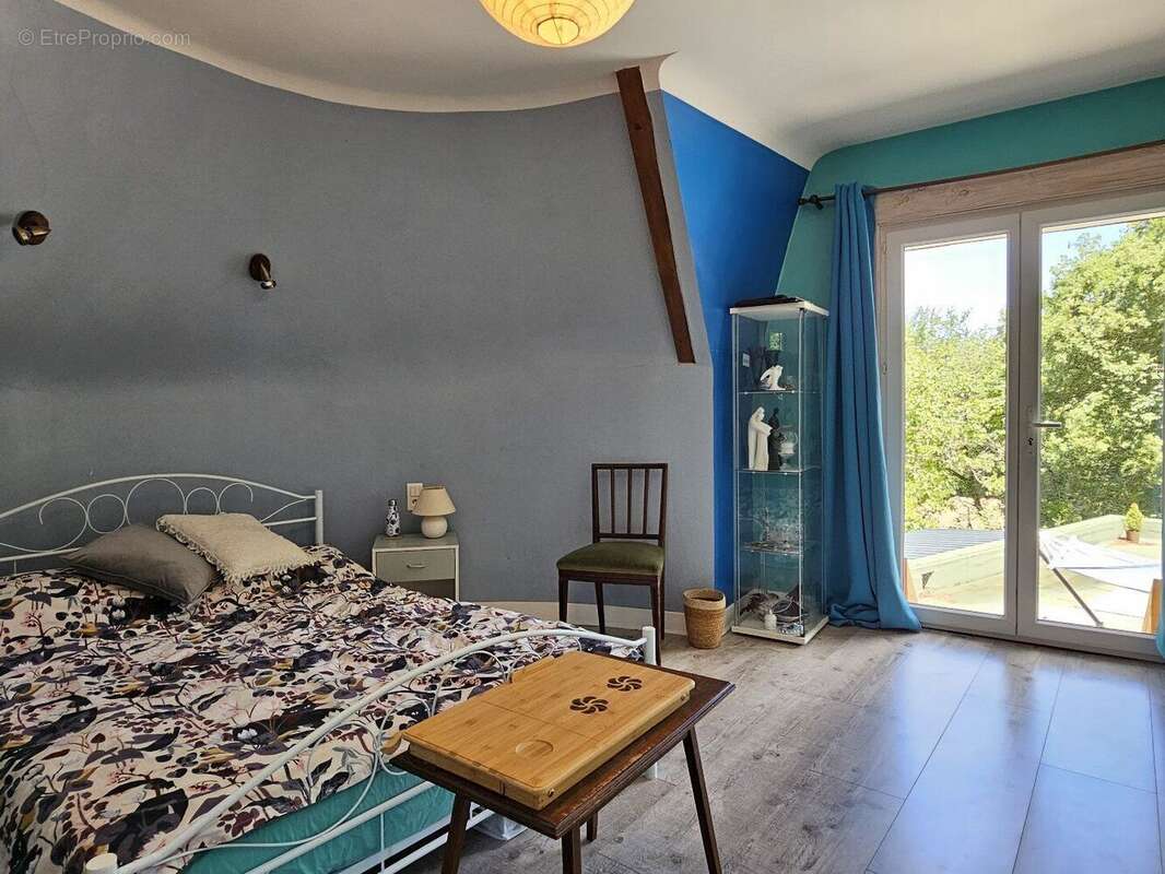 Propriété avec piscine sur 2 ha 6 + 2 logements indépendants - photo 6