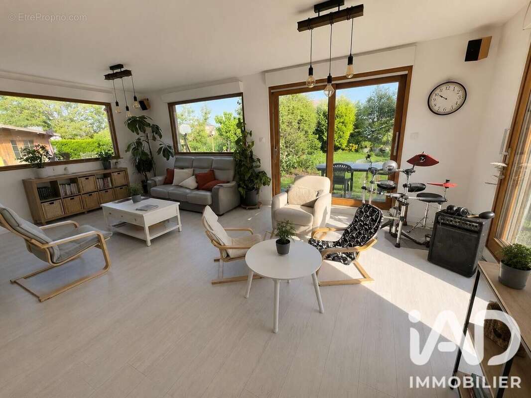 Maison 133 m² à Beuzeville  - photo 4