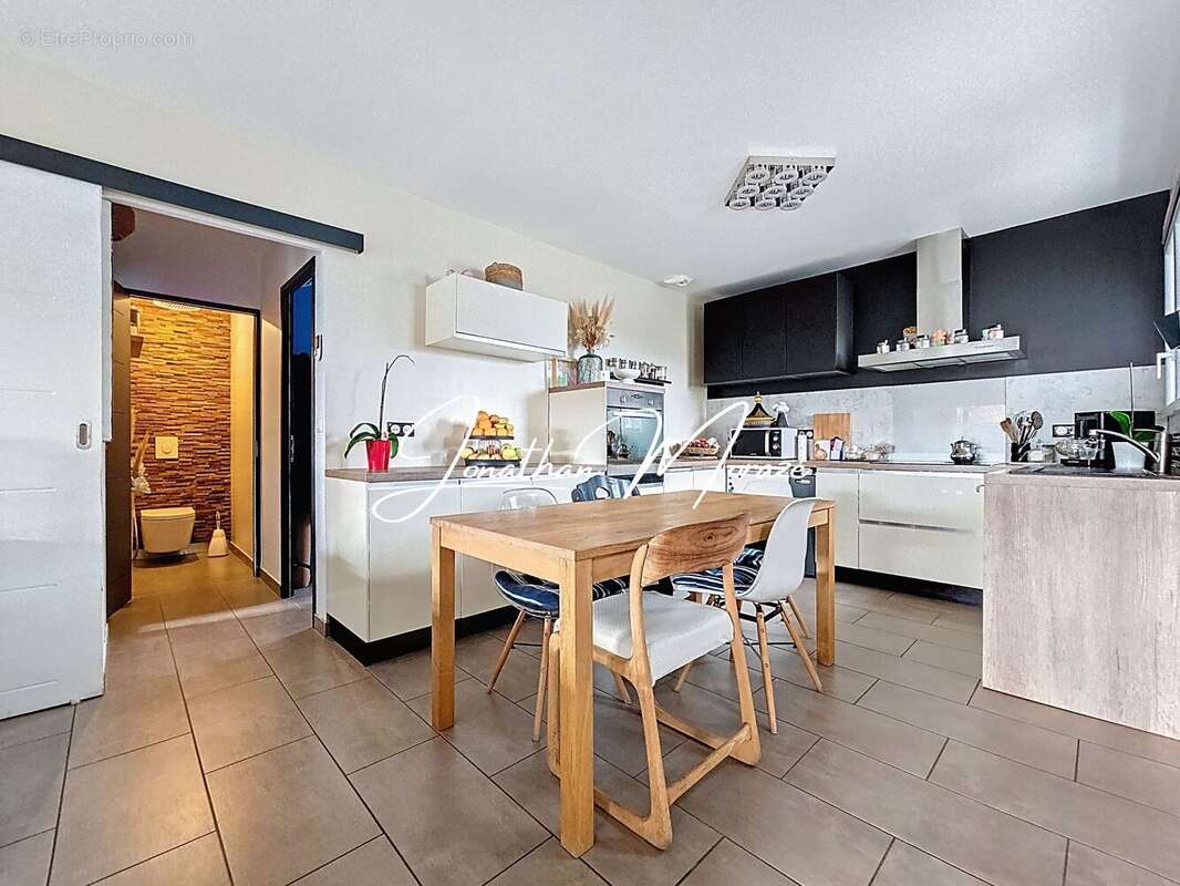 Maison 81 m² à Fourques  - photo 105