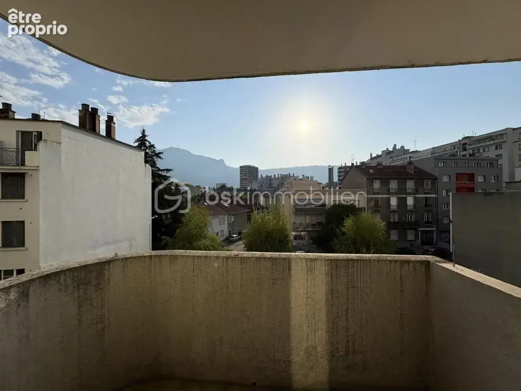 Appartement T3 avec balcon Grenoble - photo 7