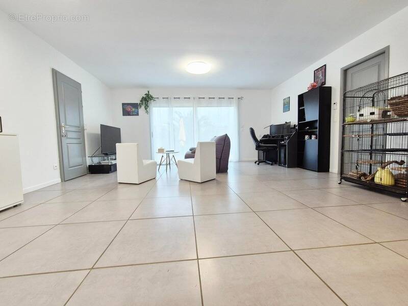 Maison à SAINT-ROMAIN-DE-BENET