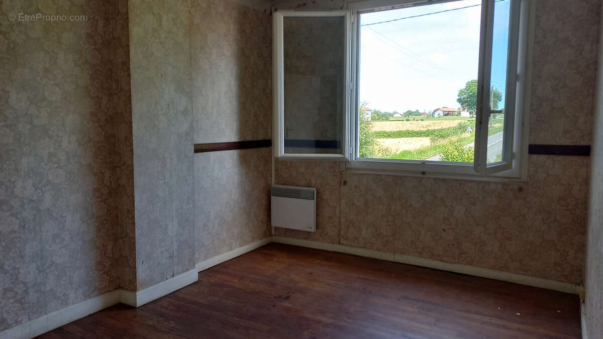 Maison à DOMEZAIN-BERRAUTE