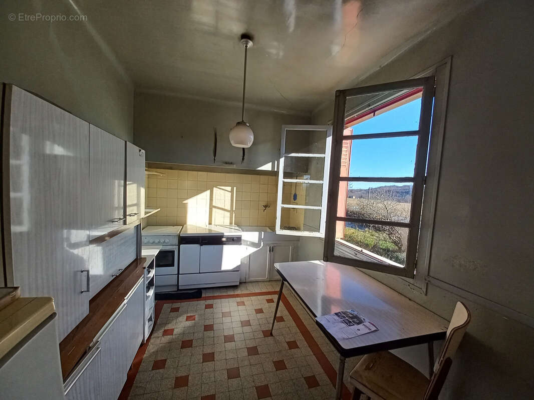 Maison 93 m² à Castelnau-Magnoac  - photo 8