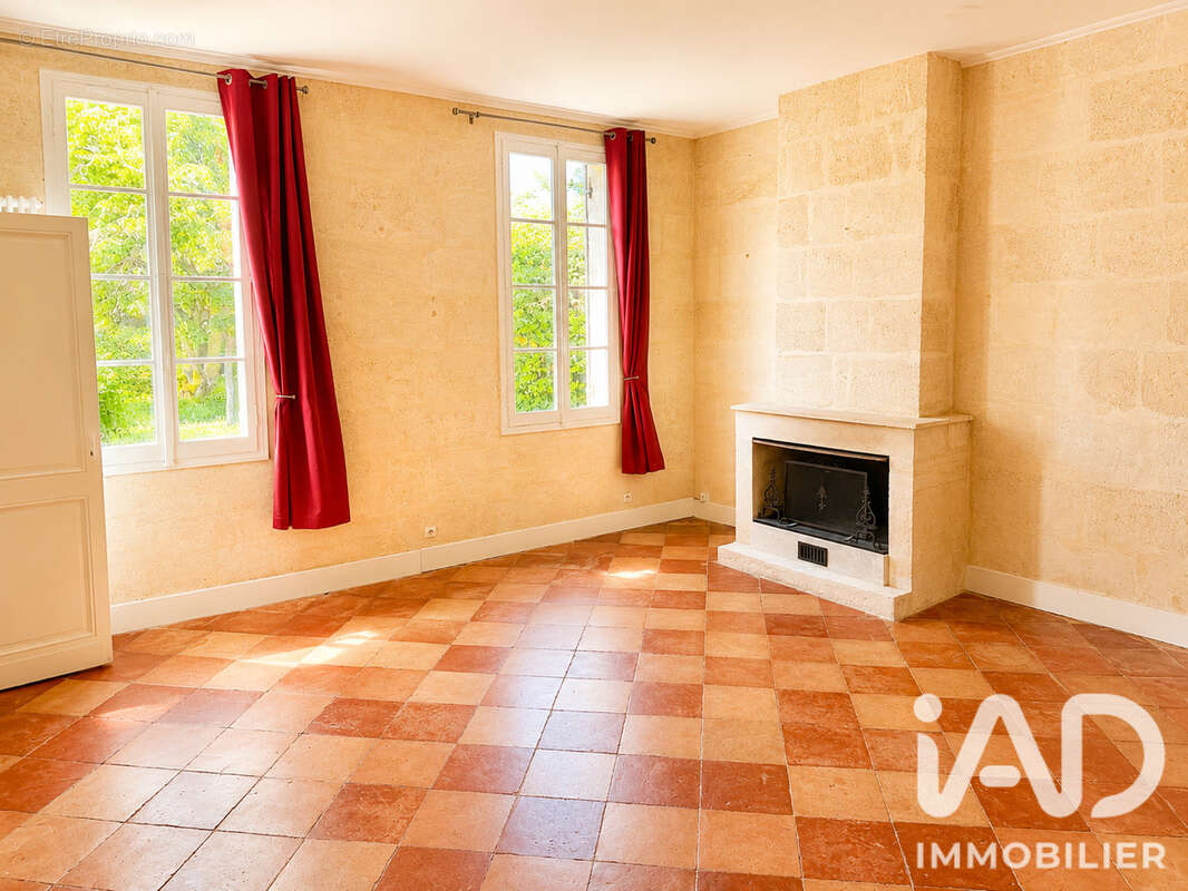 Maison 167 m² à Savignac-De-L'isle  - photo 5