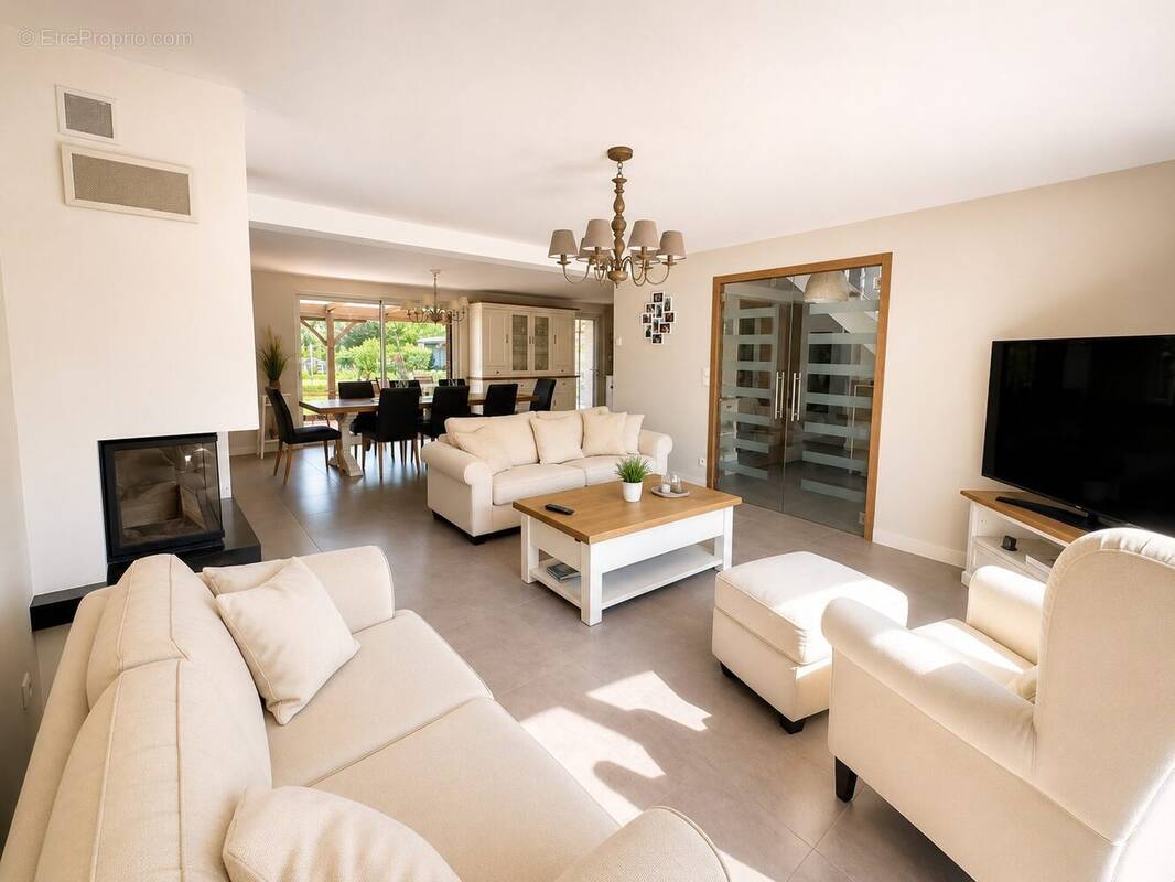 Maison 180 m² à Wallers  - photo 1