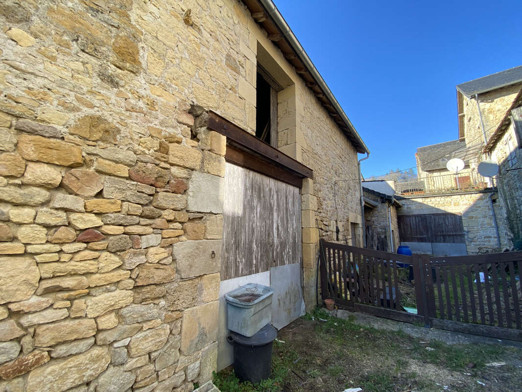 Maison à PERPEZAC-LE-BLANC