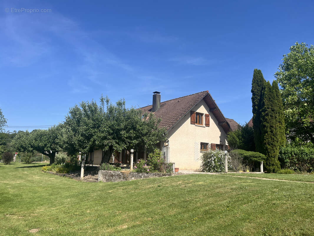Maison à HERICOURT